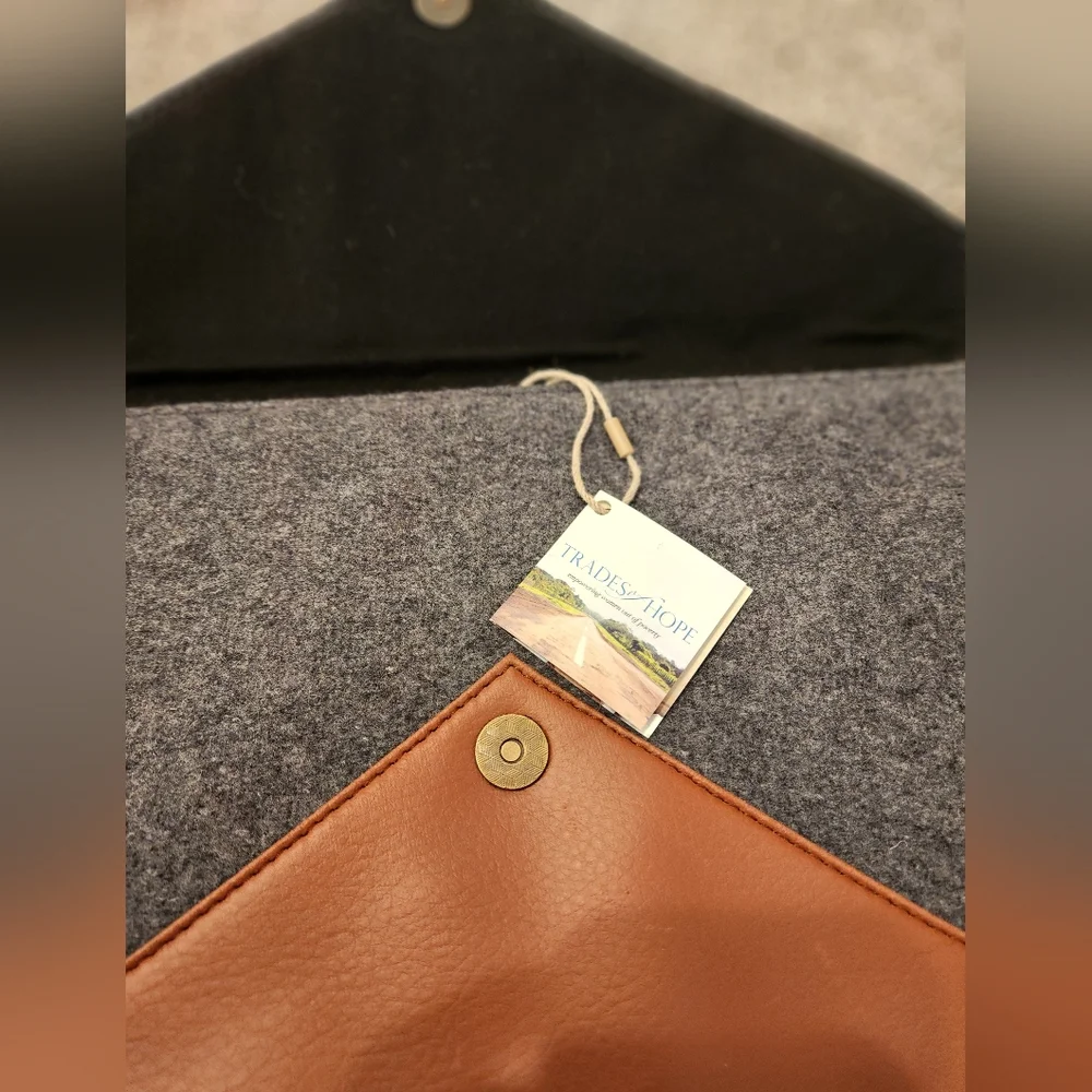 Journey Laptop Sleeve